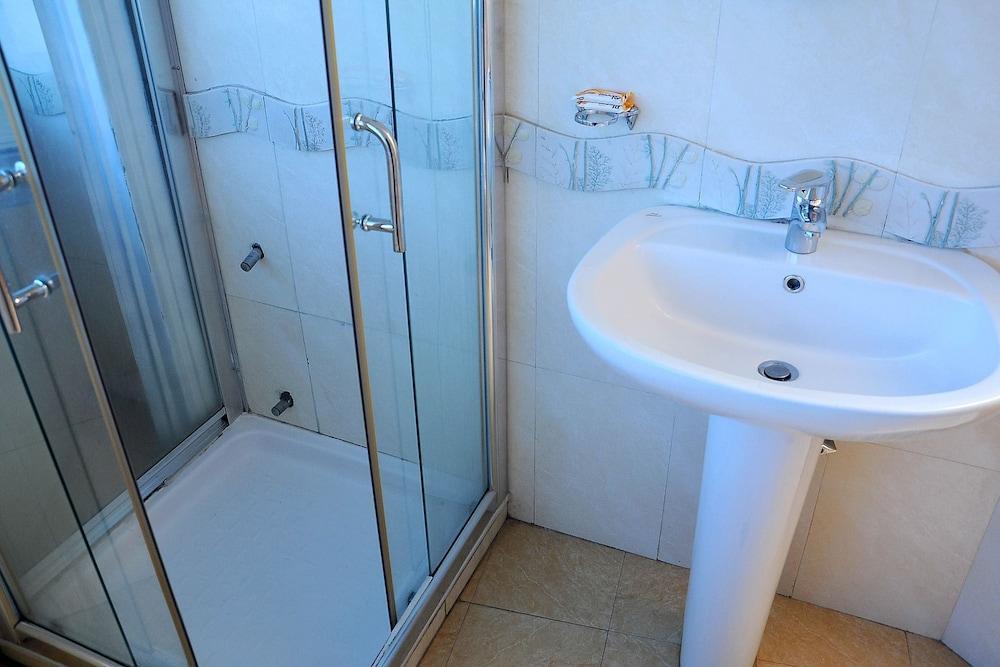 Dimitri Hotel Addisz-Abeba Kültér fotó